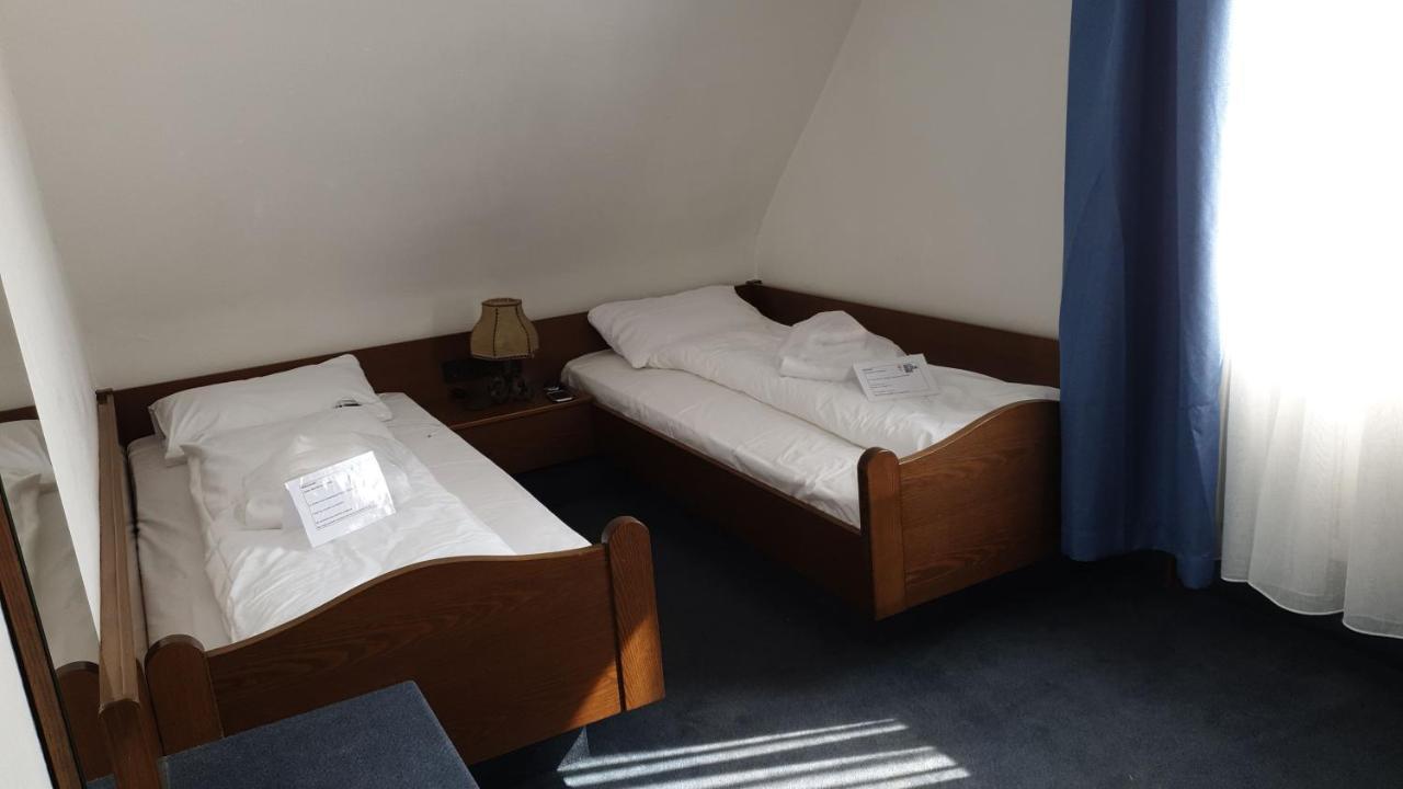 Hotel Goldene Rose Ebersbach an der Fils Dış mekan fotoğraf